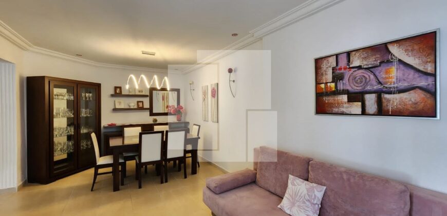 Villa S+3 avec piscine, La marsa