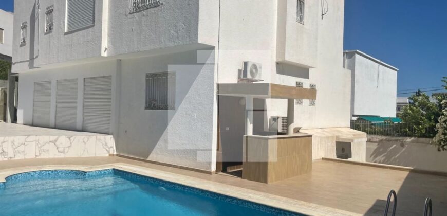 Villa S+6 avec piscine et vue dégagée, Gammarth supérieur