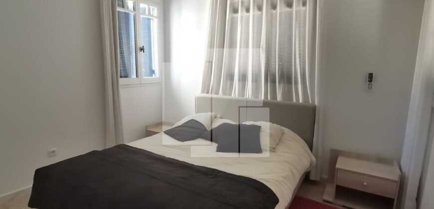 Appartement S+2 meublé avec vue sur mer, Gammarth