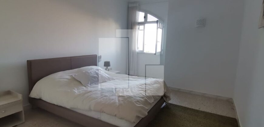 Appartement S+2 meublé avec vue sur mer, Gammarth