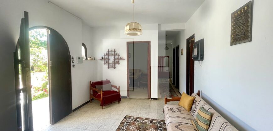 Villa S+5 avec jardin, La Marsa