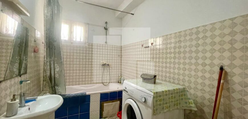 Villa S+5 avec jardin, La Marsa