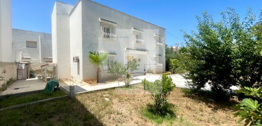 Villa S+5 avec jardin, La Marsa