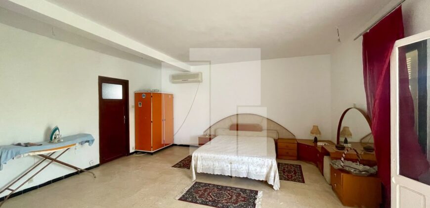 Villa S+5 avec jardin, La Marsa