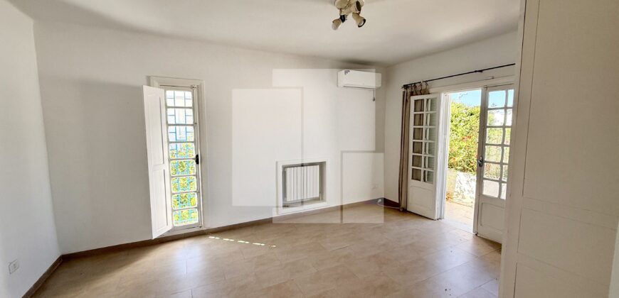 Charmante villa S+3 avec jardin, Carthage