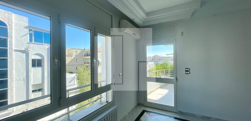 Appartement S+3, Berges du Lac 2