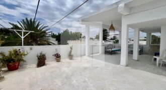 Villa S+3 meublé avec rooftop, Marsa corniche