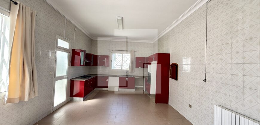 Villa S+5 avec jardin, Carthage