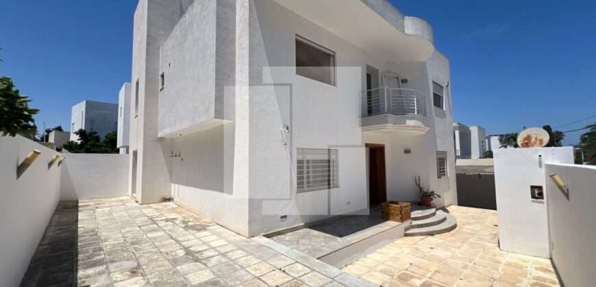 Villa S+4, Gammarth village