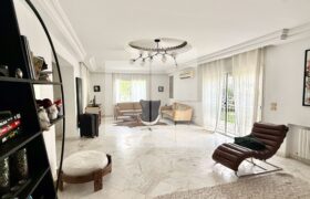 Spacieuse villa S+6 avec piscine, Carthage
