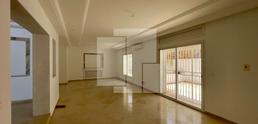 Rez-de-chaussée de villa S+3 spacieux, Gammarth supérieur