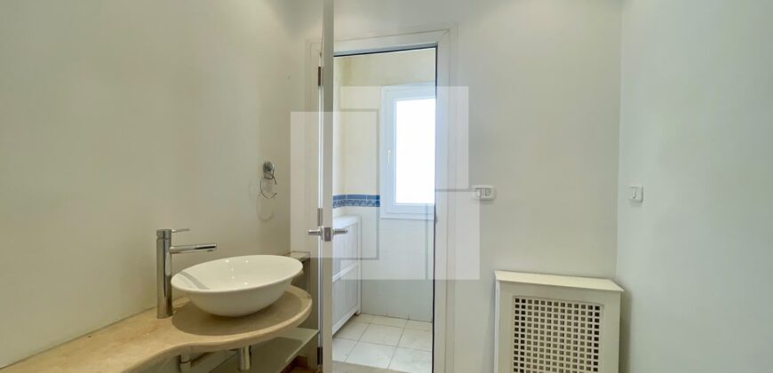Rez-de-chaussée de villa S+3 spacieux, Gammarth supérieur