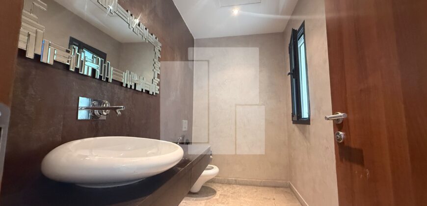 Villa moderne S+4 avec piscine et jardin, Carthage