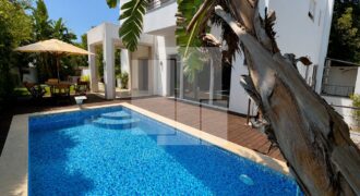 Villa moderne S+4 avec piscine et jardin, Carthage