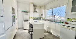 Étage de villa S+3 meublé avec rooftop,Marsa.