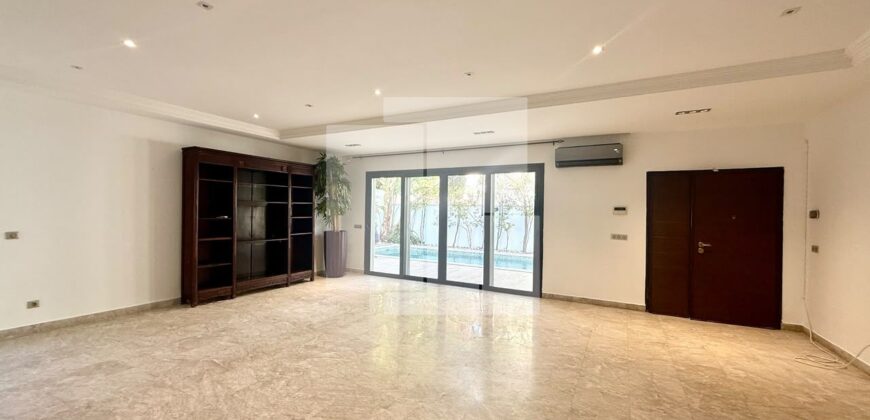 Villa moderne S+4 avec piscine et jardin, Carthage
