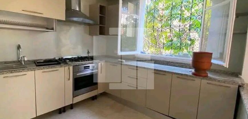 Duplex S+2 avec jardin , La Marsa