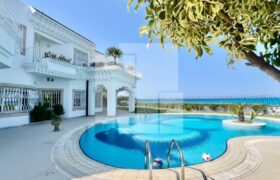 Villa S+5 Front mer, Marsa cube