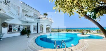 Villa S+5 Front mer, Marsa cube
