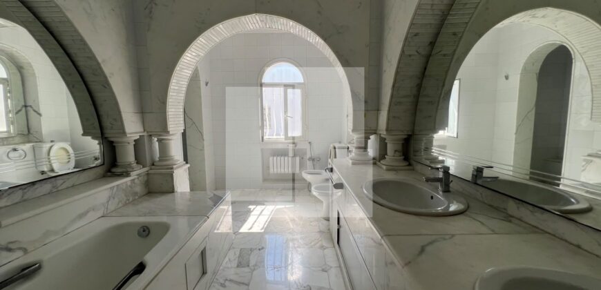Villa S+5 Front mer, Marsa cube