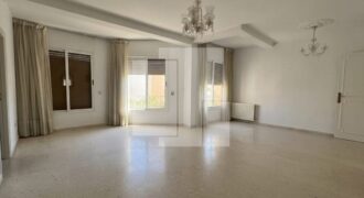 RDC de vila  S+3 avec jardin, Marsa corniche