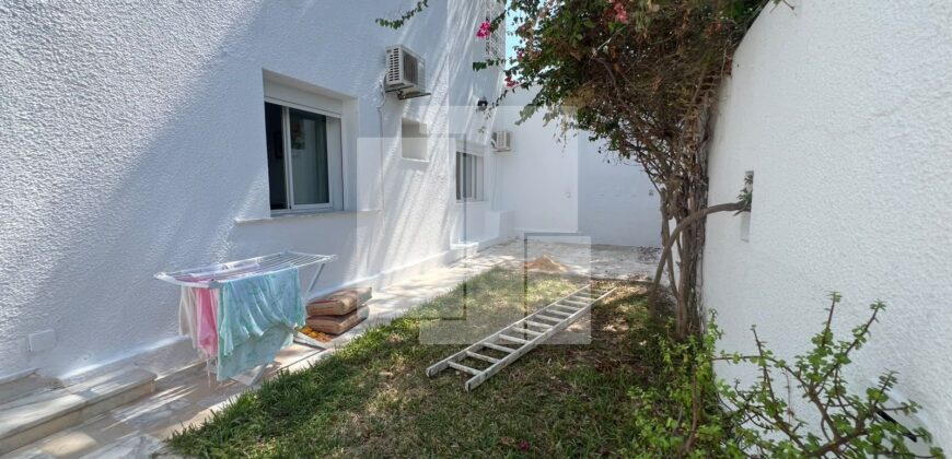 RDC de vila  S+3 avec jardin, Marsa corniche