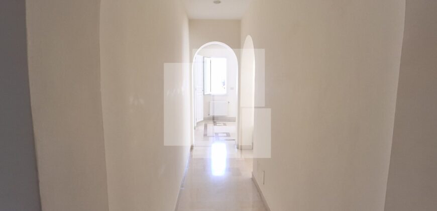 Etage de Villa S+3 Indepandant , Marsa Ennasim