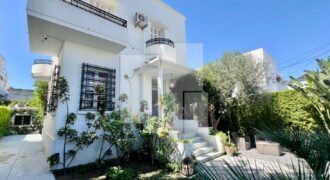 Villa S+3 meublée avec jardin, Le Kram