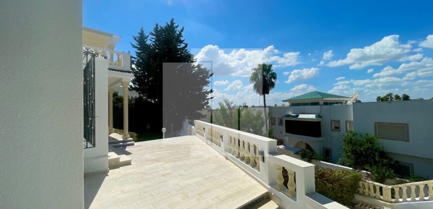 Villa S+6 avec vue dégagée, Gammarth supérieur