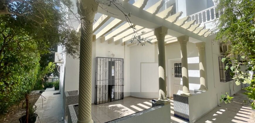 Villa S+6 avec vue dégagée, Gammarth supérieur
