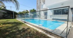 Villa S+4 moderne avec piscine, Gammarth