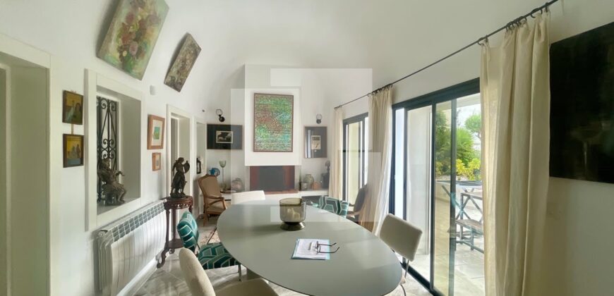 Maison S+2 avec piscine vide, Gammarth supérieur