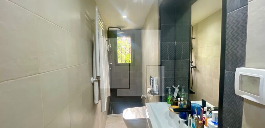 Maison S+2 avec piscine vide, Gammarth supérieur