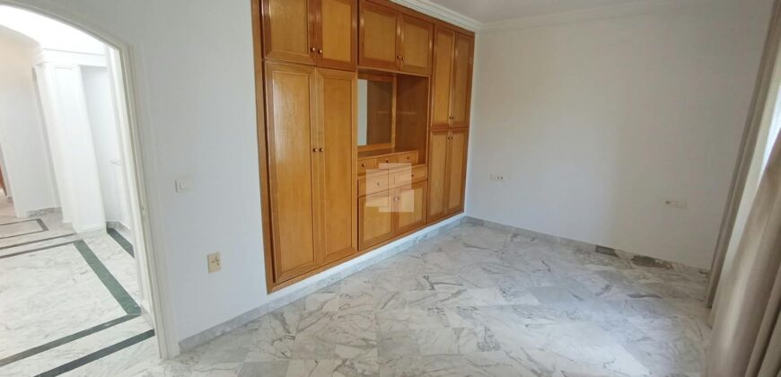Villa Spacieuse avec Jardin et Terrasse – Marsa Cité Les Pins