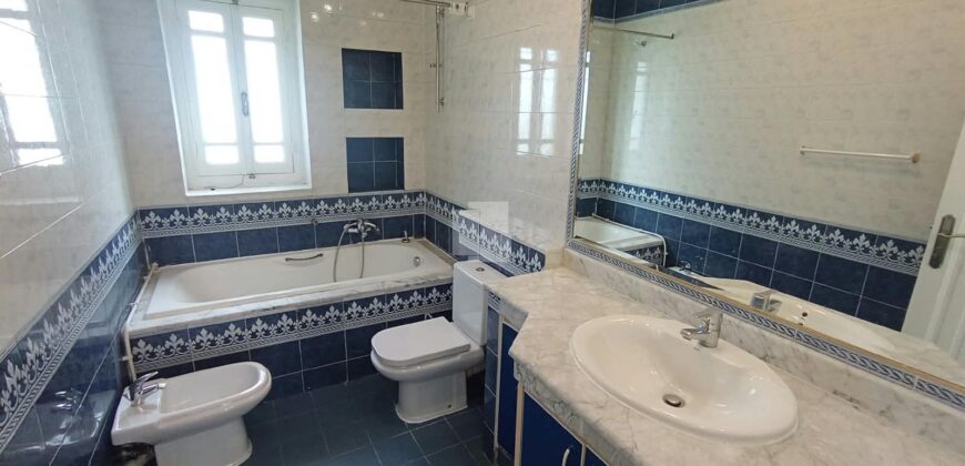 Villa Spacieuse avec Jardin et Terrasse – Marsa Cité Les Pins