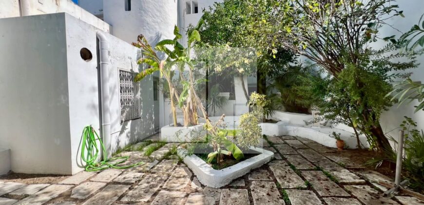 Villa S+4  meublée avec piscine, Sidi Bou Saïd